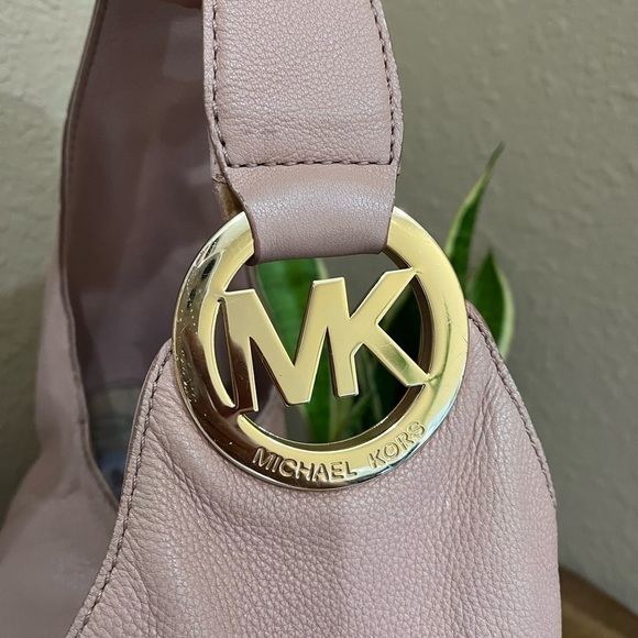 MICHAEL KORS LEATHER HOBO - Picture 3 of 16